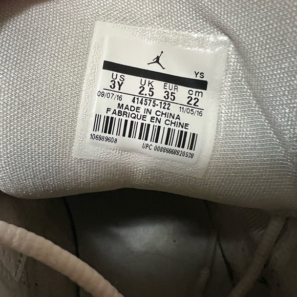 Jordan 13 Retro 2017 Release - Picture 9 of 10